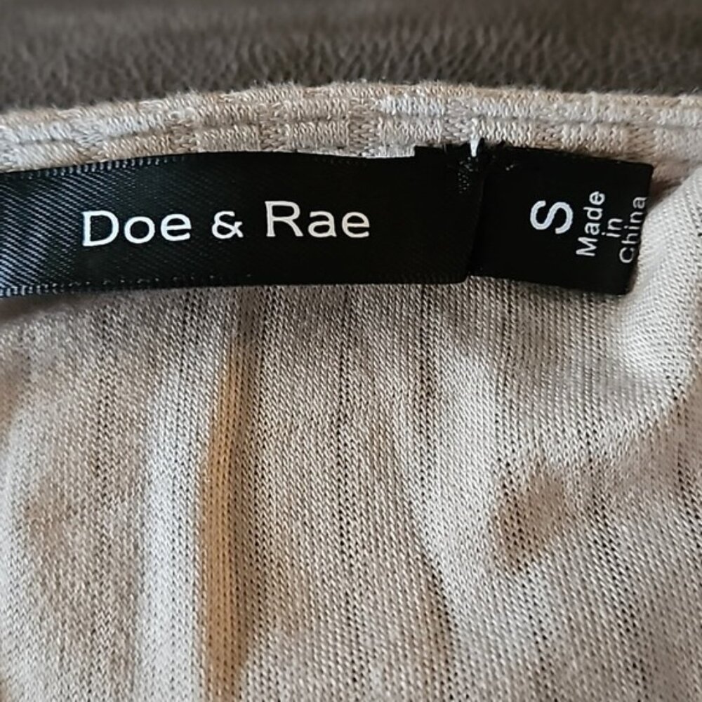 Doe & Rae Cardigan Size Small New Ribbed Tan Ruched Office Layering Stretch - Picture 10 of 10